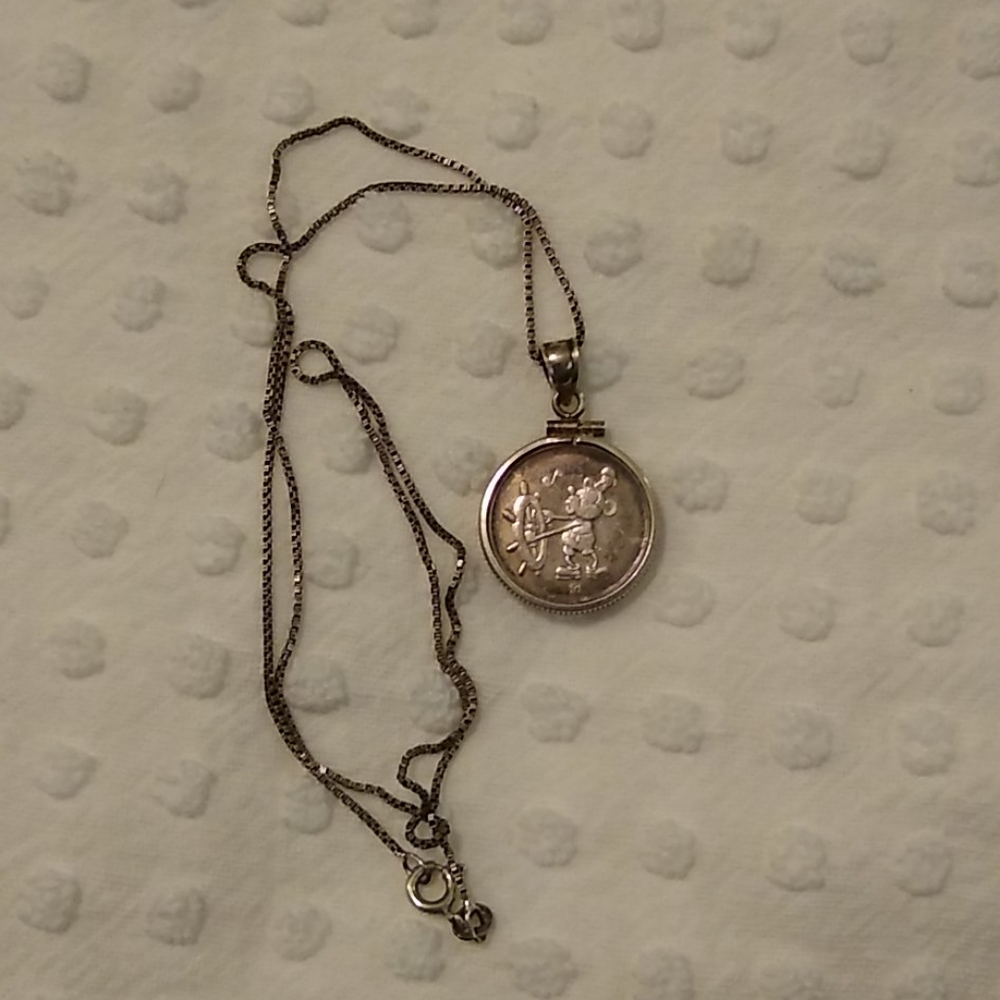 Commemorative Micky coin pendant
